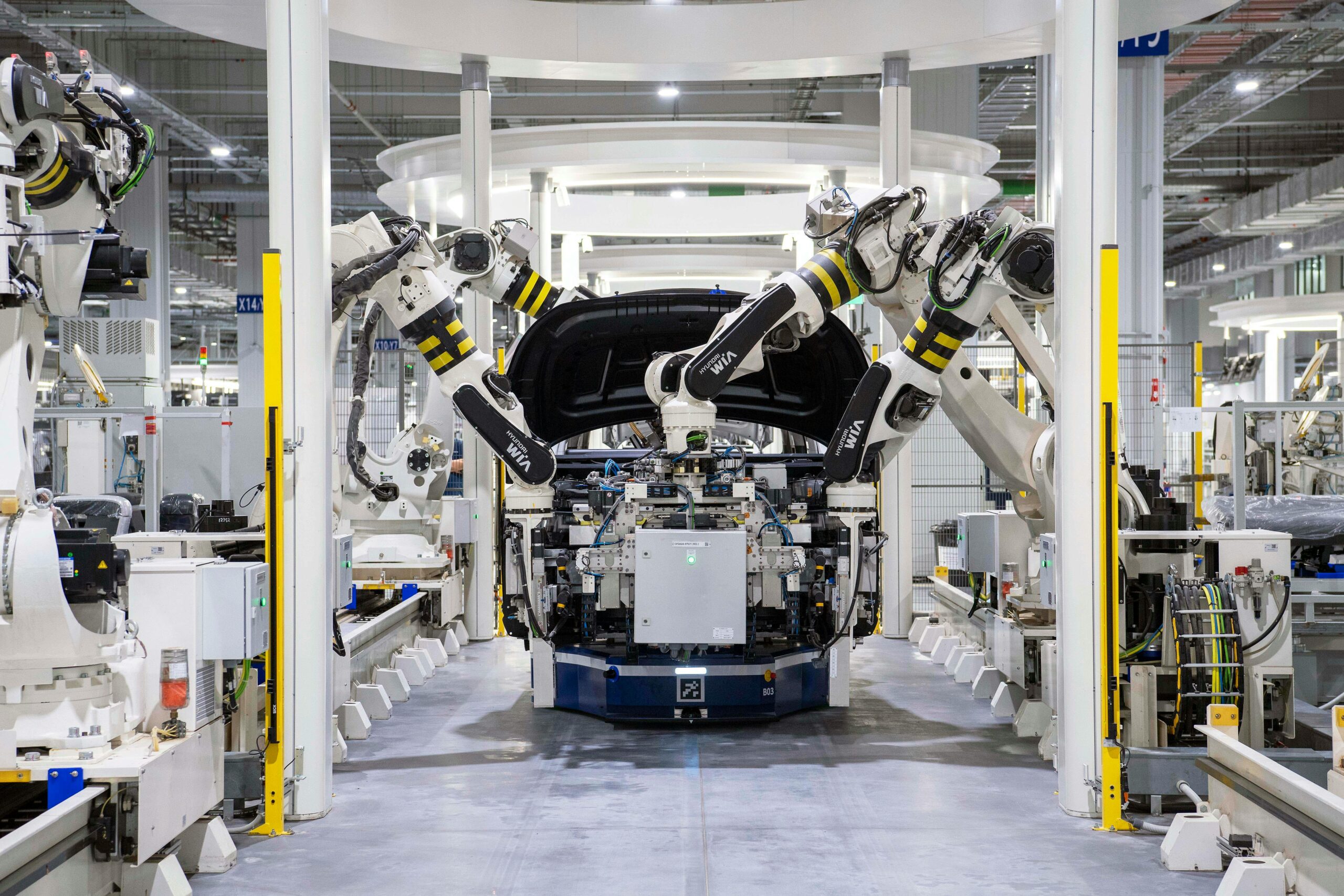Salesforce for Manufacturing Companies | Complete Data Management ...